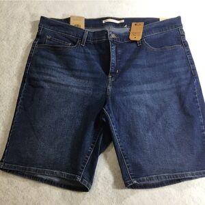 Levis Women’s Blue Denim Plus Shorts SZ 18W #381